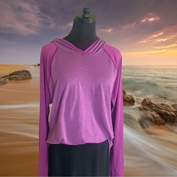 The North Face Lightweight Flash Dry Hoodie in 2 Tone Purple Design, Women's XL - Picture 6 of 11